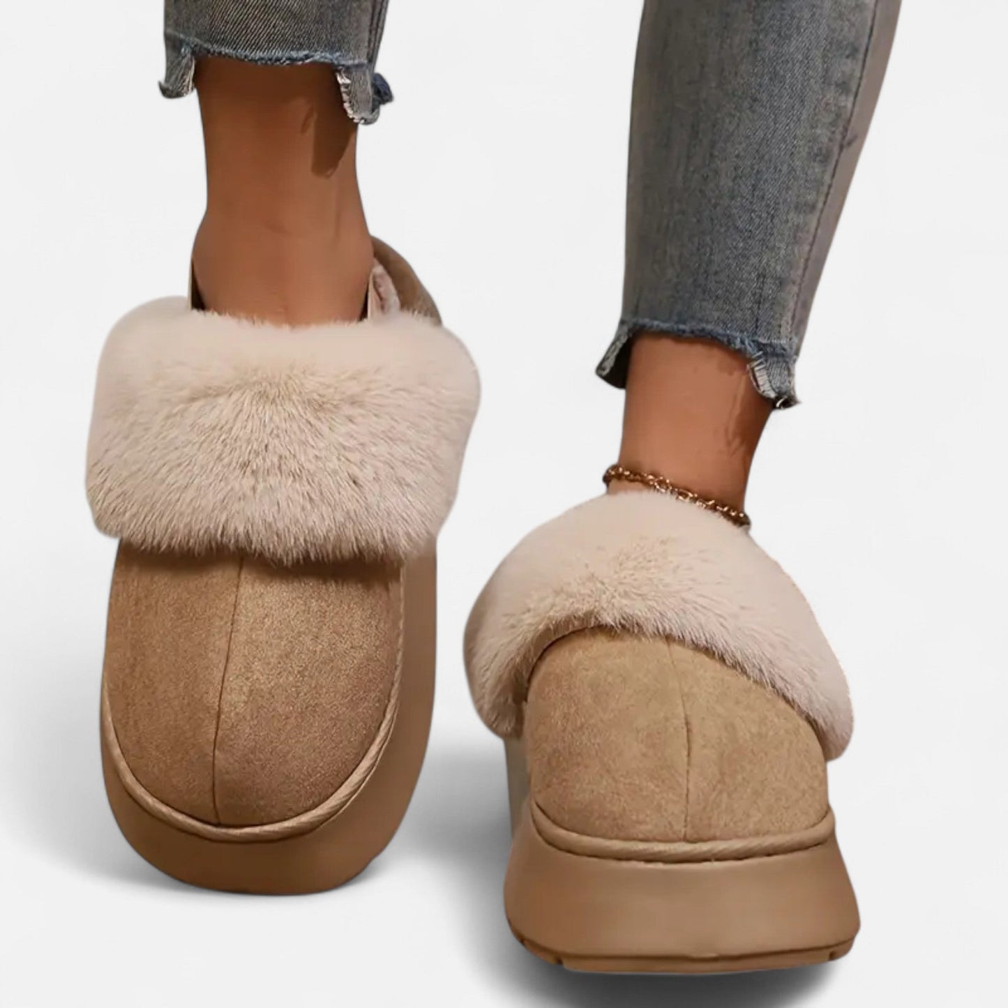 Just-Outlet | Women’s Plush Slippers – Timeless Comfort