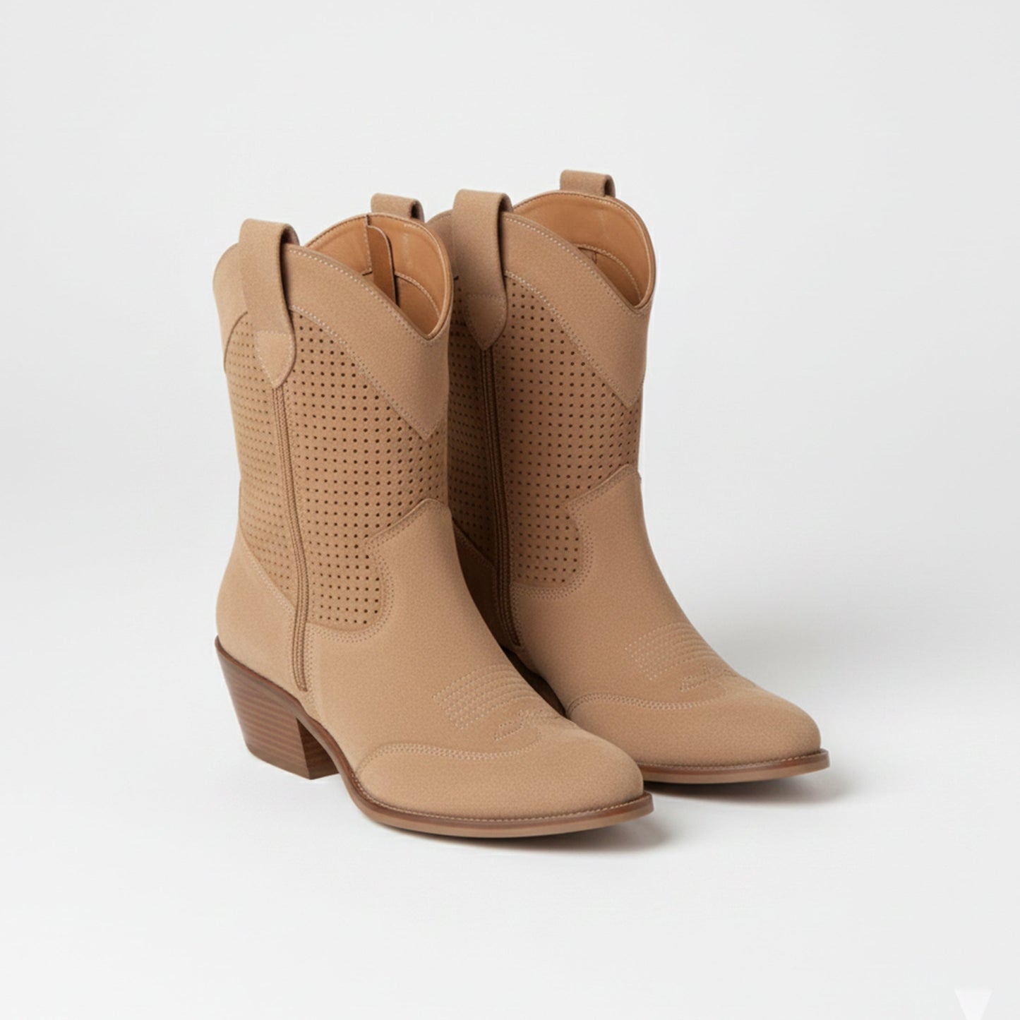Just-Outlet | Women’s Ankle Boots – Mid-Heel Suede Edition