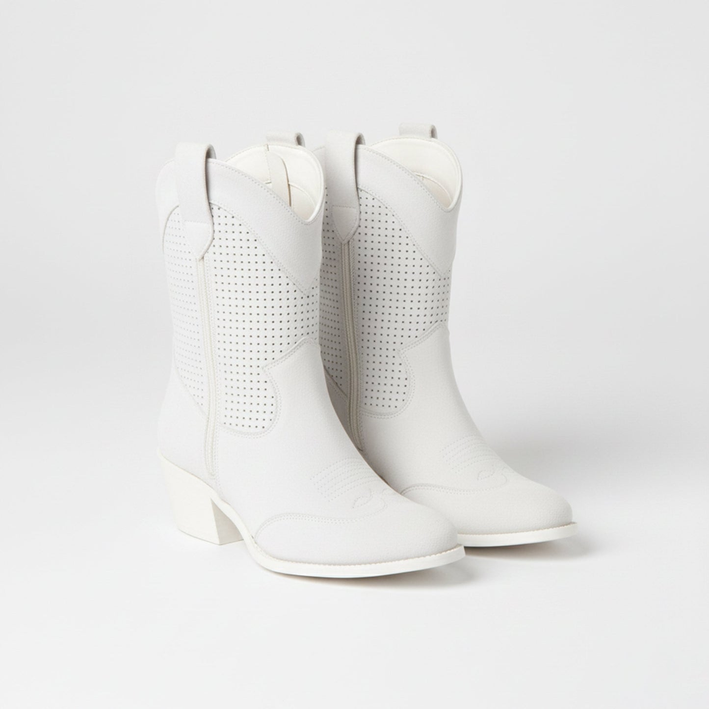 Just-Outlet | Women’s Ankle Boots – Mid-Heel Suede Edition