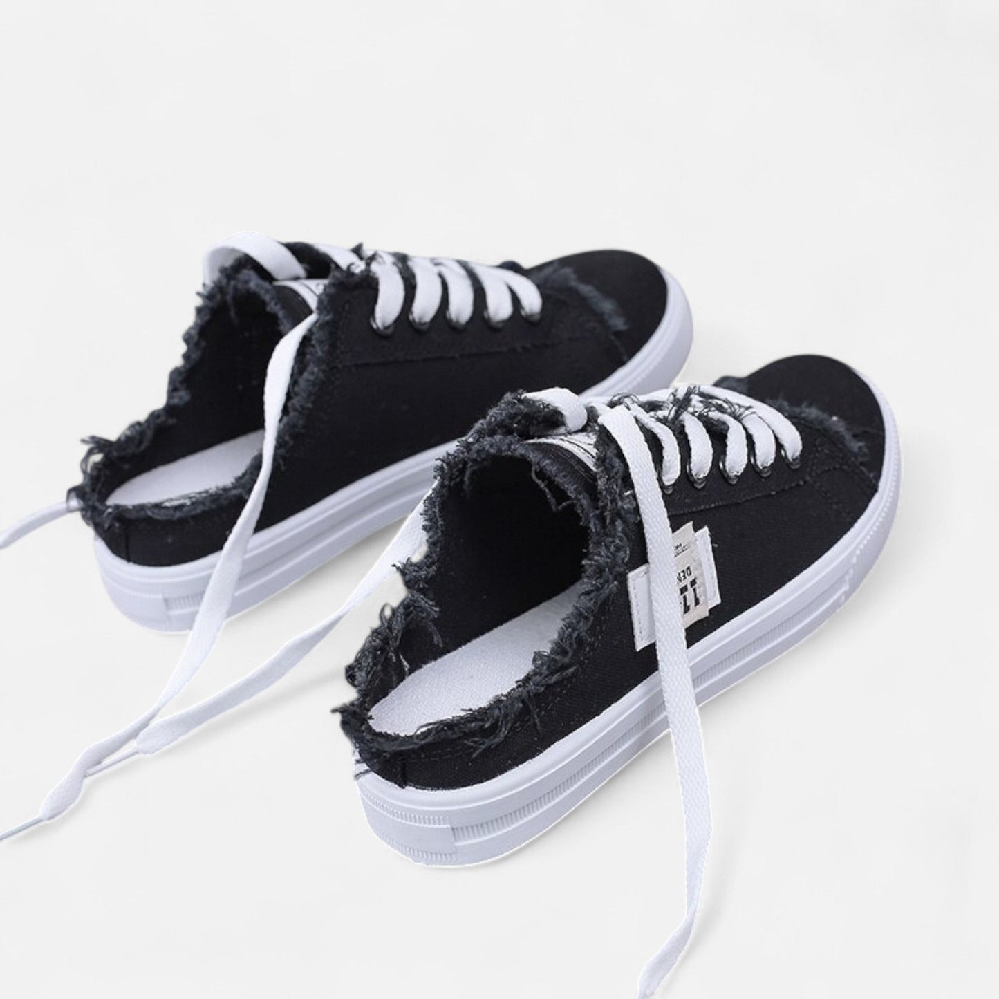 Just-Outlet | Women’s Sneakers – Low-Top Canvas Everyday Elegance